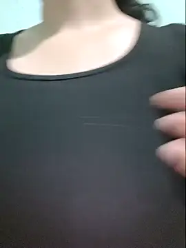 Shine_Mai webcam