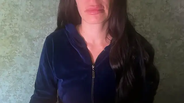 Angelinaa19 webcam