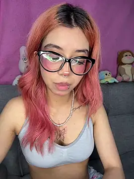 Valen-Foxx1
