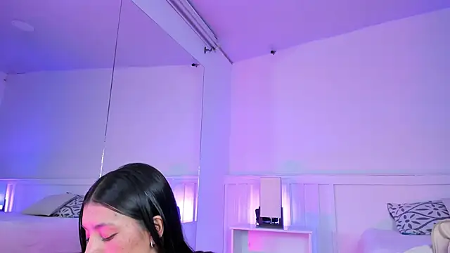 Ammy_gh webcam
