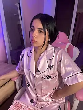Emily-14 webcam