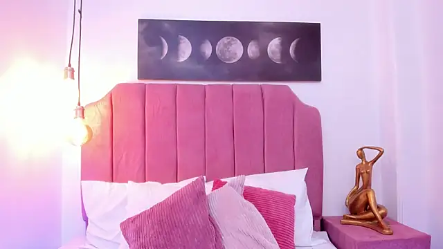 Niaa_Stark webcam