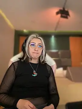 GabyRose9 webcam