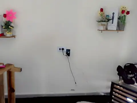 NathalialLooes webcam