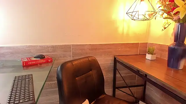 AlinaMorris webcam