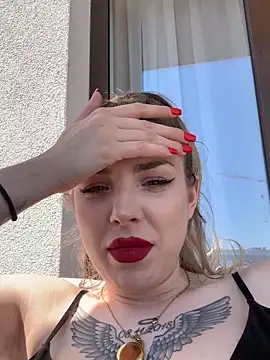 AishaDiamonds webcam