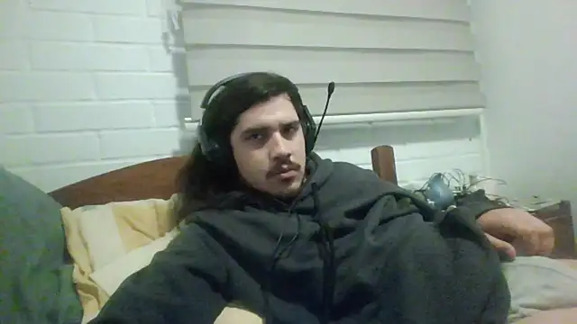 hung_weeb webcam