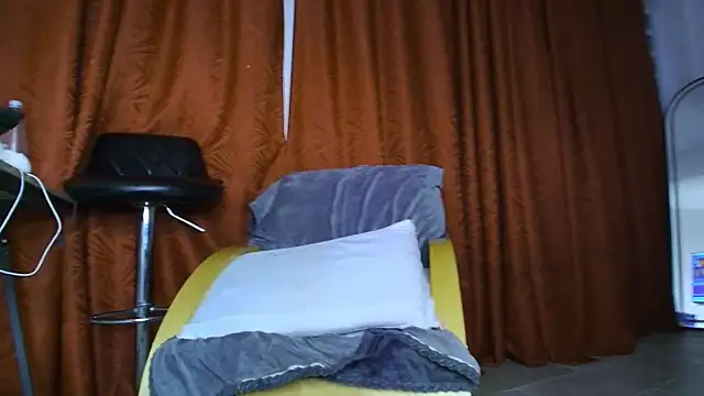 roxana_collins webcam
