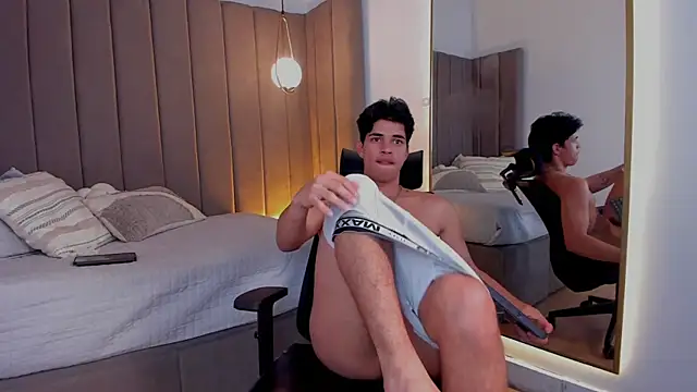 Benjamin_More webcam