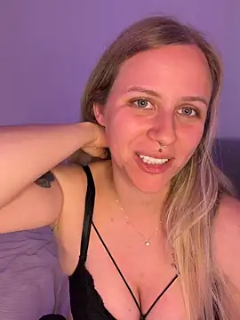 lunawolf21 webcam