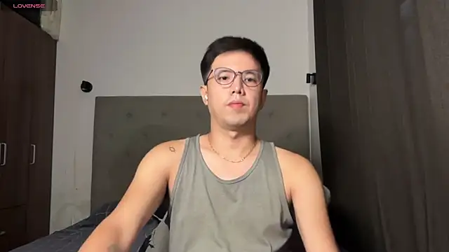 Addictiveboi webcam