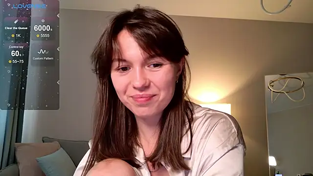 EllaCanny webcam