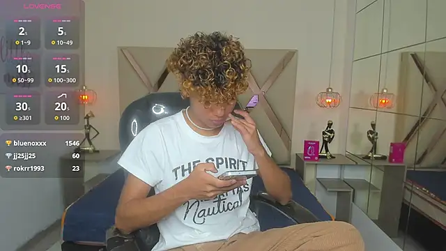Anyelo_Twink webcam