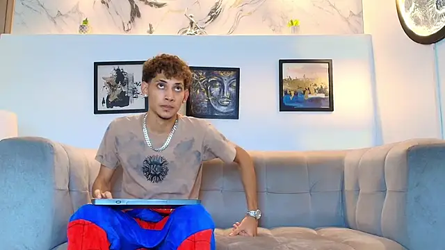 YOUNG_BOYS_HELL webcam