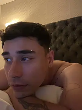 Adam_Grey webcam