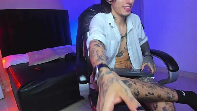 Vergil_Noir_ webcam