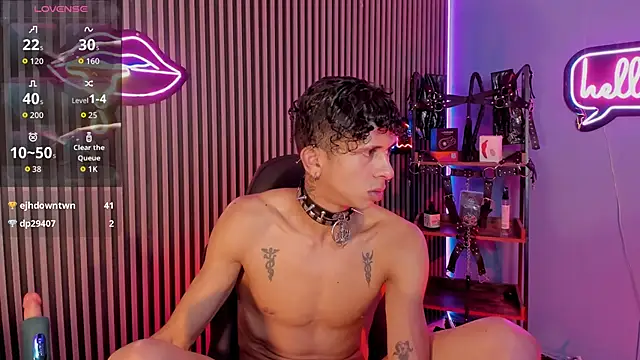 Maximoking26 webcam