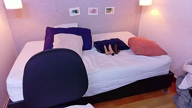 kiara_evanss webcam