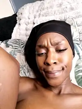 chocolatehotwife webcam
