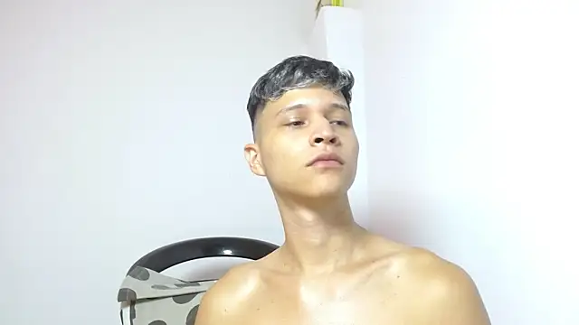 Twinkcock22 webcam