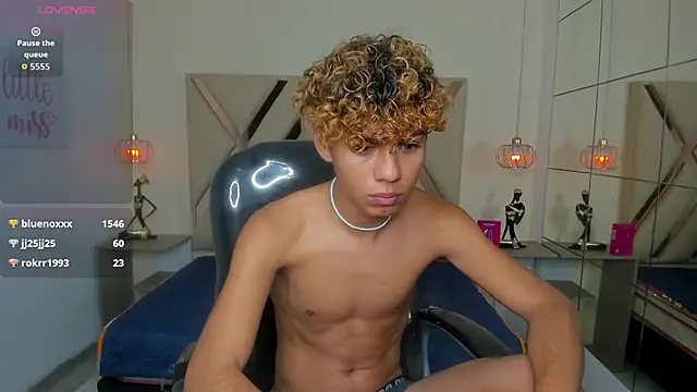 Anyelo_Twink webcam
