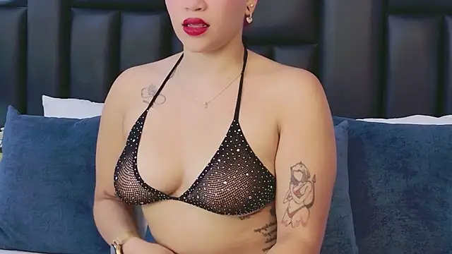 CherryTayloor webcam