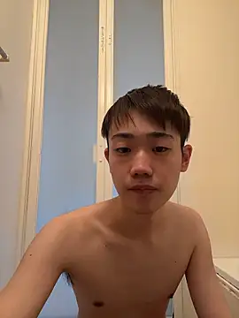 kazu_aeg webcam