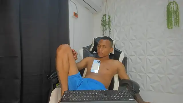 mastermorenohot1 webcam