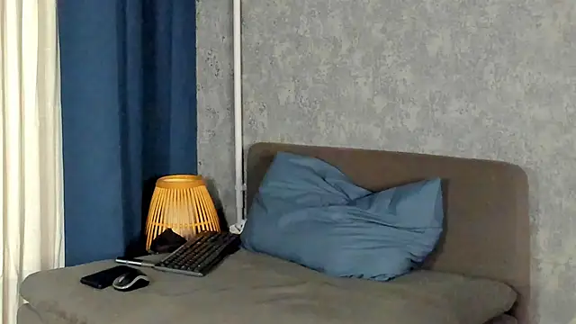 RavennBliss webcam