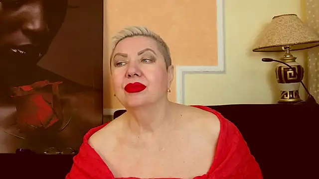 LadyPosh webcam