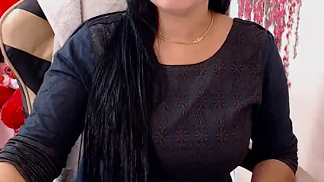 Cute_Shanaya_143 webcam