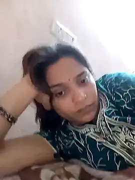 Trisha_71 webcam