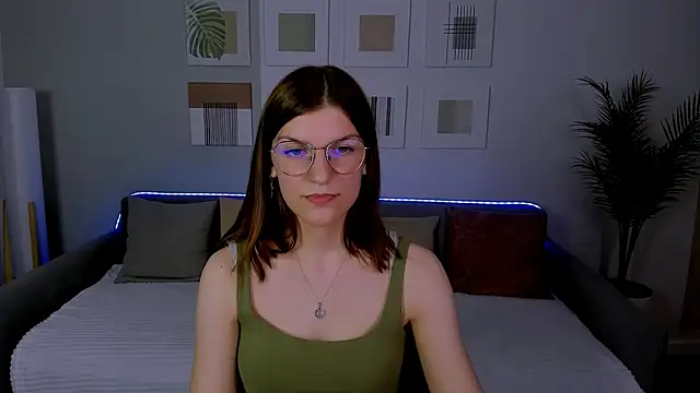 AnnaThorne webcam