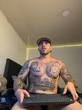 Ades_Lowe webcam