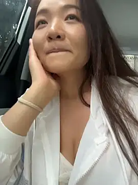 美女xiaochengzi505在线直播