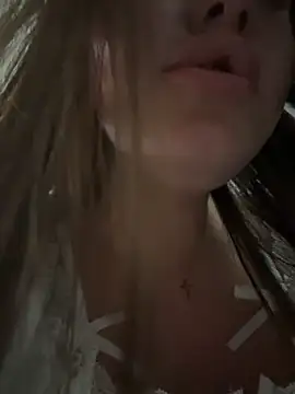 KiraSunshine webcam