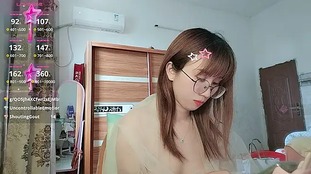 Lili_666 webcam
