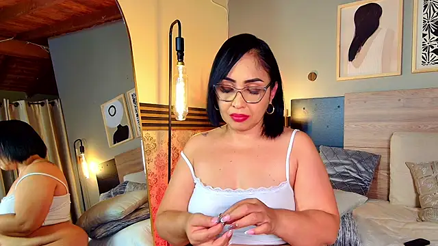 Madissononee webcam