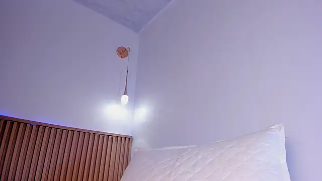 Sarita__Gomez webcam