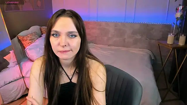 ChloeSunny webcam