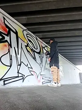 Mr_Graffitimile webcam