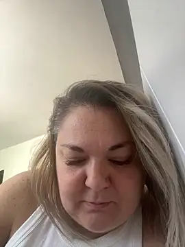 MikyVesela webcam