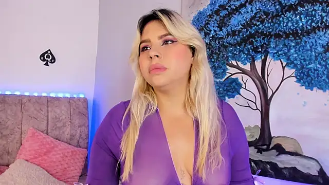 naomi_sanz webcam