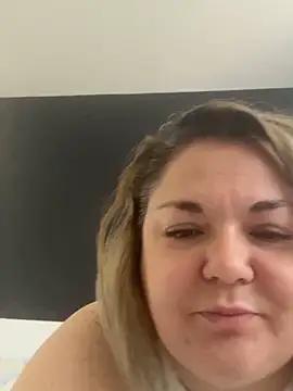 MikyVesela webcam