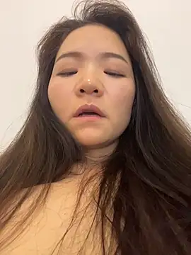 美女xiaochengzi505在线直播