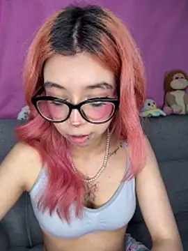 Valen-Foxx1 webcam