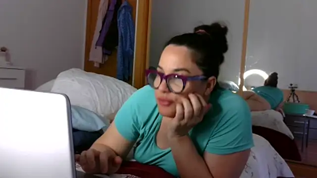 Cuquita83 webcam