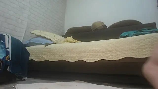 EmmaSquirt webcam