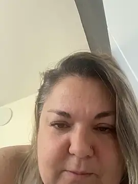 MikyVesela webcam