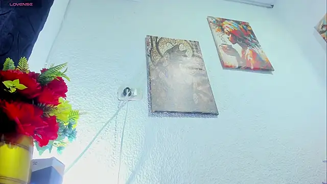 Lola_wish1 webcam